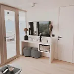 Amara -